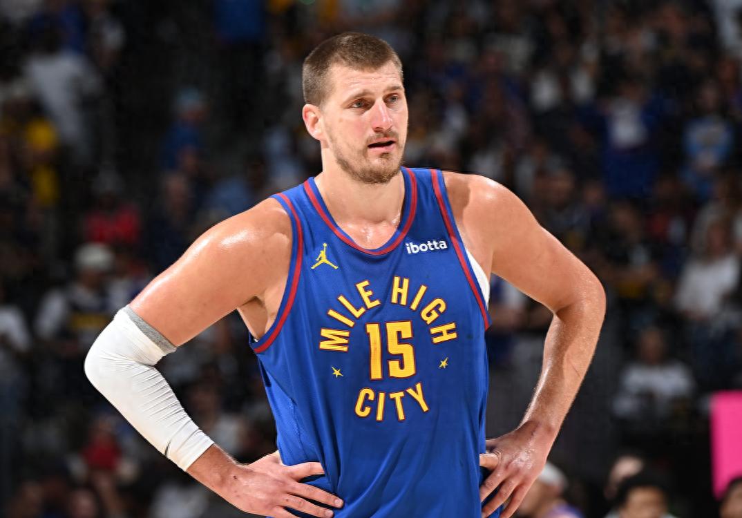 关于冲刺阶段CBA季后赛焦点战,波尔图完成主帅复盘,赛场秩序良好,训练强度显著提升的信息 关于冲刺阶段CBA季后赛焦点战,波尔图完成主帅复盘,赛场秩序良好,训练强度显著提升的信息